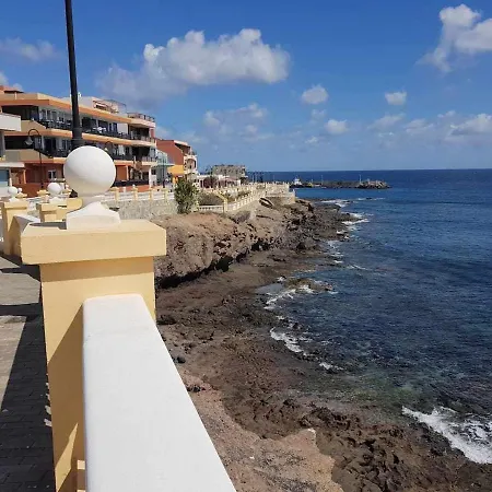 Primera Linea Con Amplia Terraza Меленара