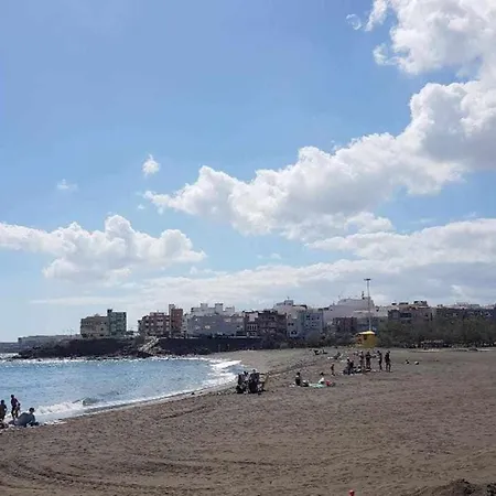 Primera Linea Con Amplia Terraza Апартаменты *
