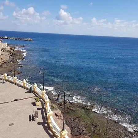 Primera Linea Con Amplia Terraza * Меленара